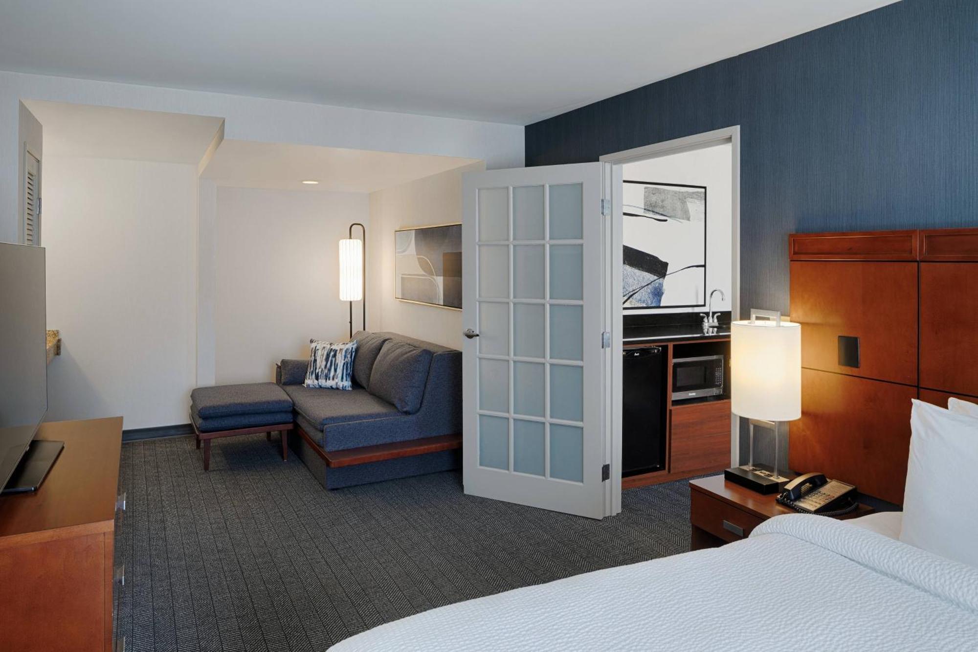 Courtyard By Marriott Springfield Downtown Hotel Ngoại thất bức ảnh